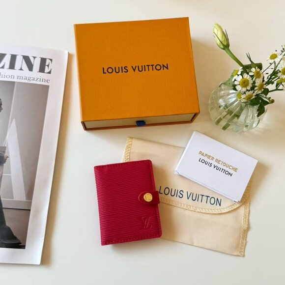 Authentic Louis Vuitton Scarlet Leather Agenda Travel Wallet - Picture 1 of 7